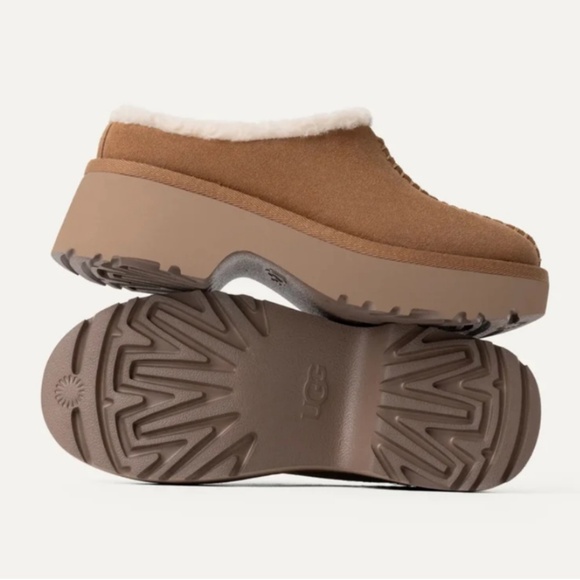 UGG New Heights Cozy Clogs - Picture 2 of 14